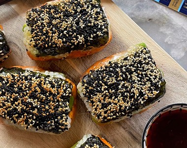Crispy Salmon Rolls